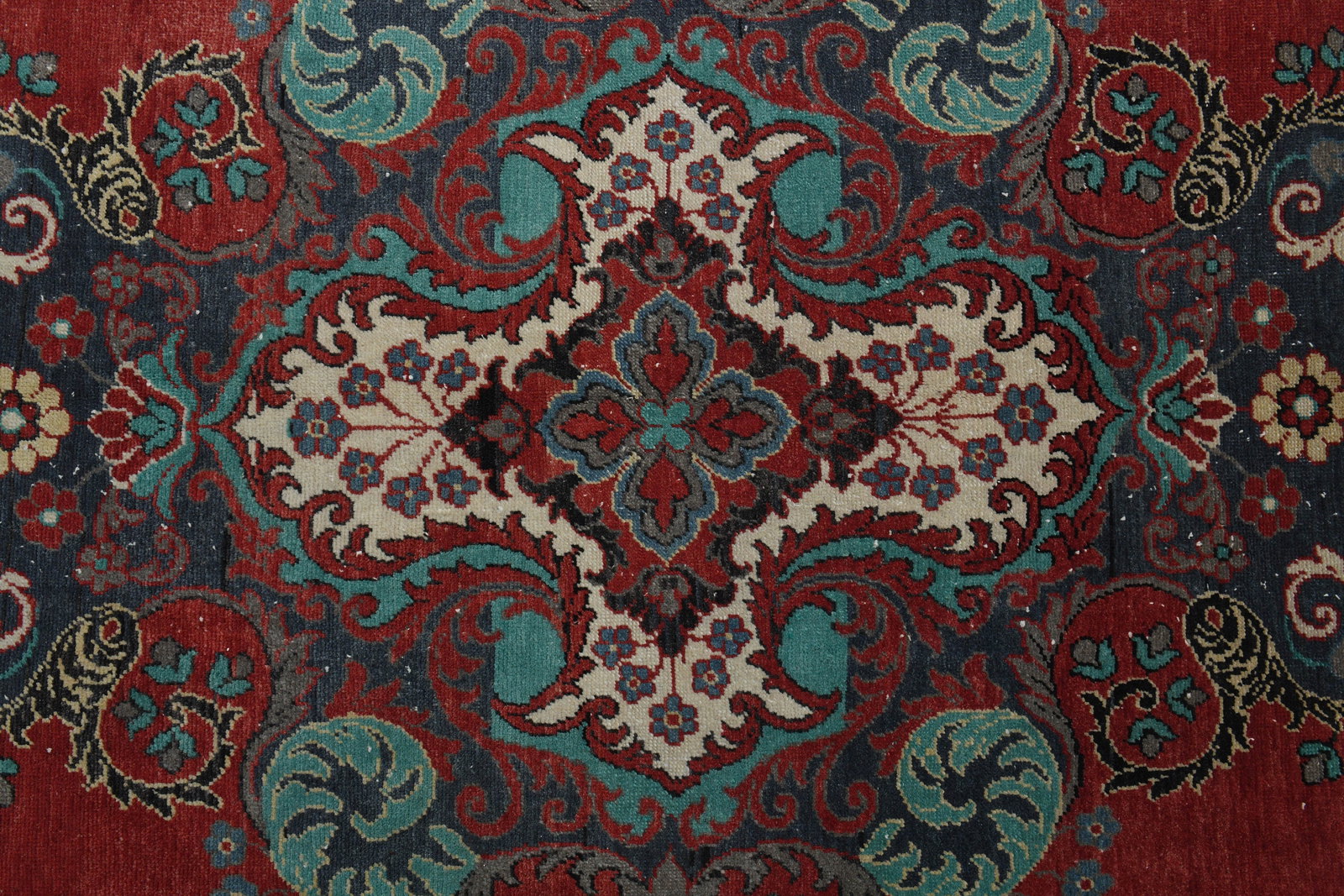 7'3x11'6 ft, RED SPECIAL MOTIF Rug - 5