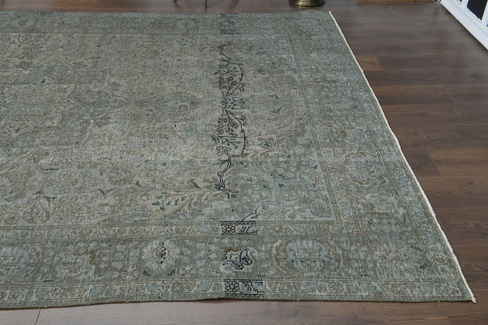 8x11'1 ft, BROWN VINTAGE RUG - 10