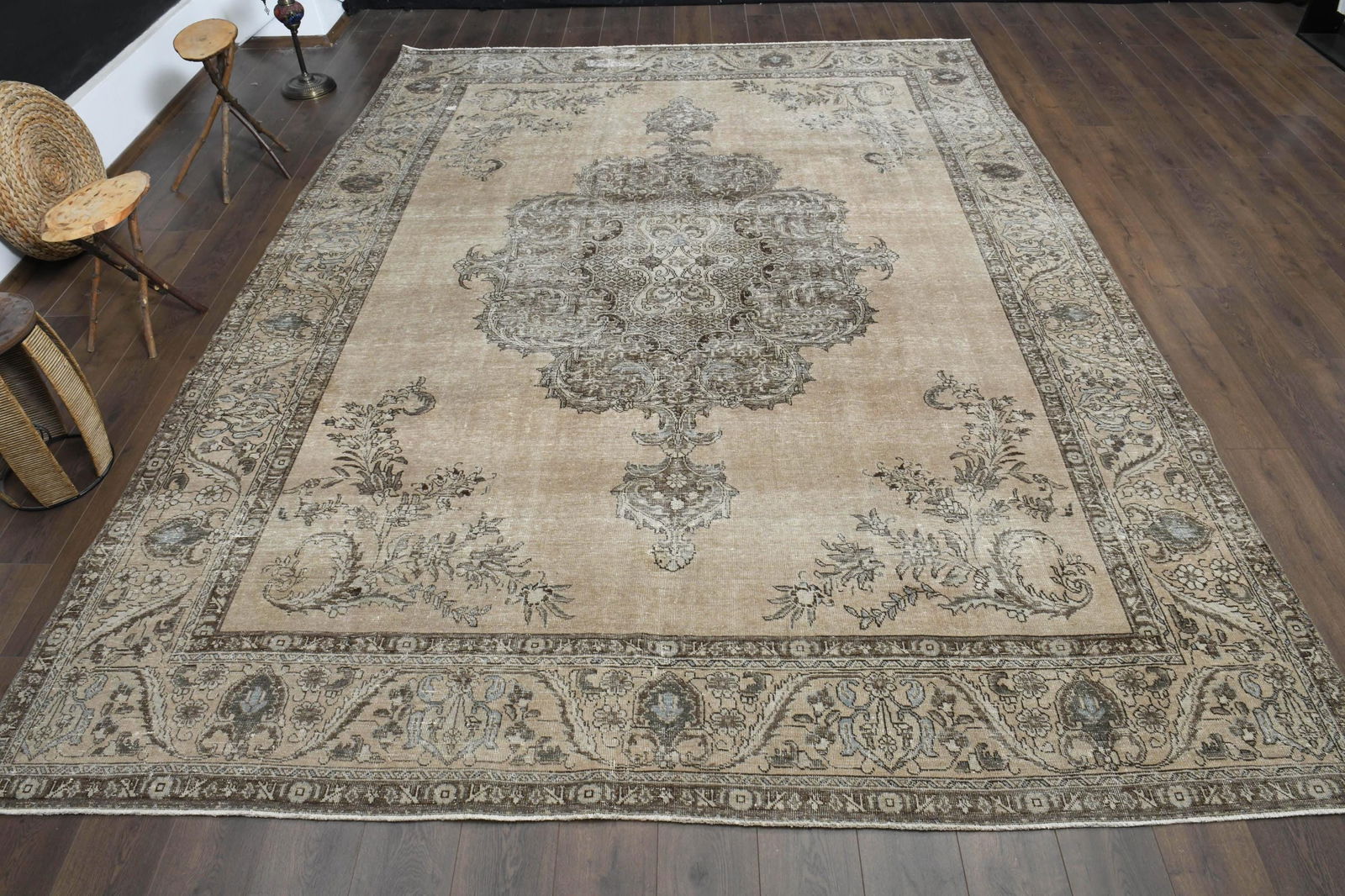 9'8x12'7 ft, LUXURY OVERSIZED RUG (1 of 10)