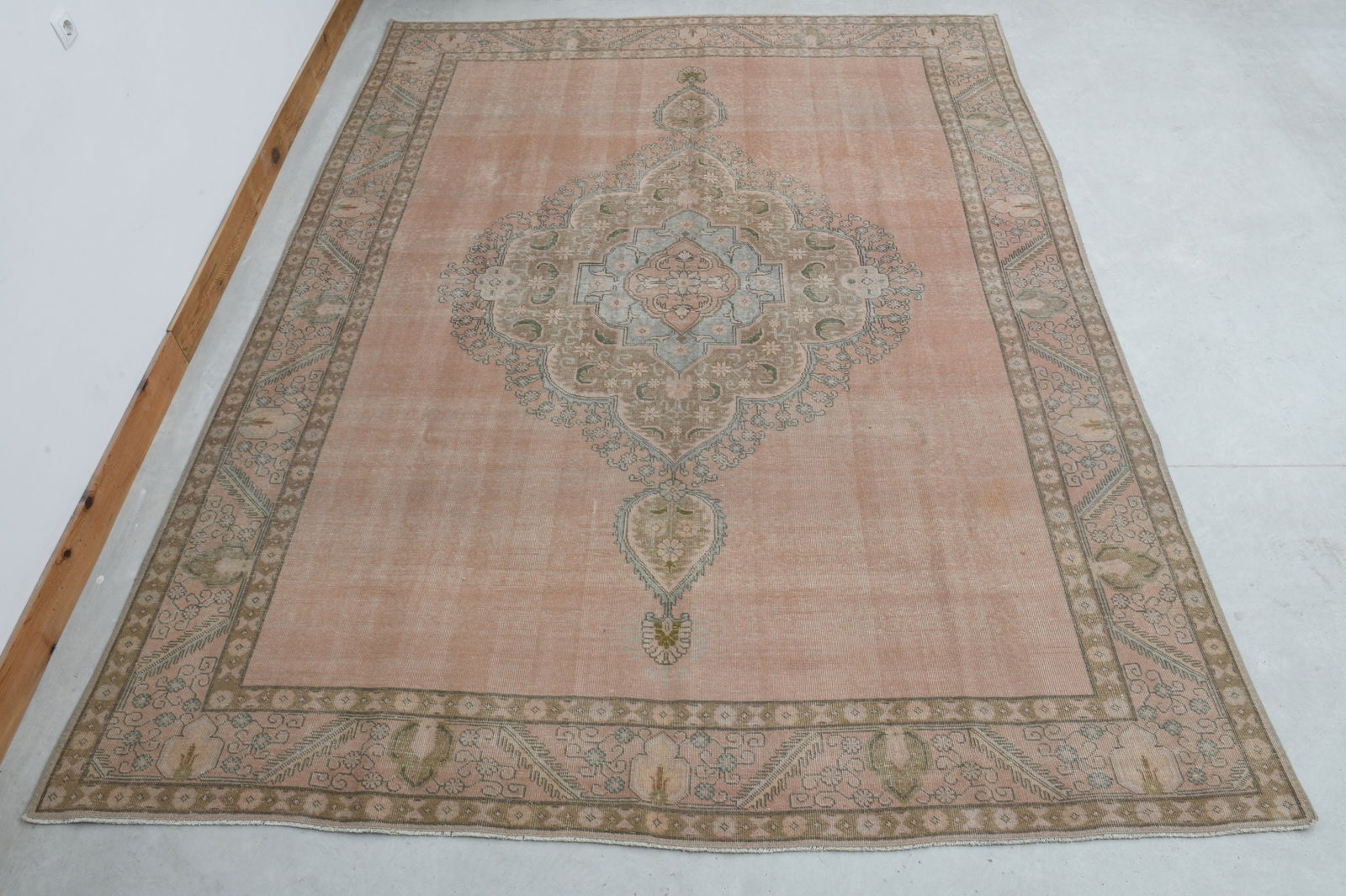 9.4x12.3 ft, PINK PERSIAN RUG (1 of 10)