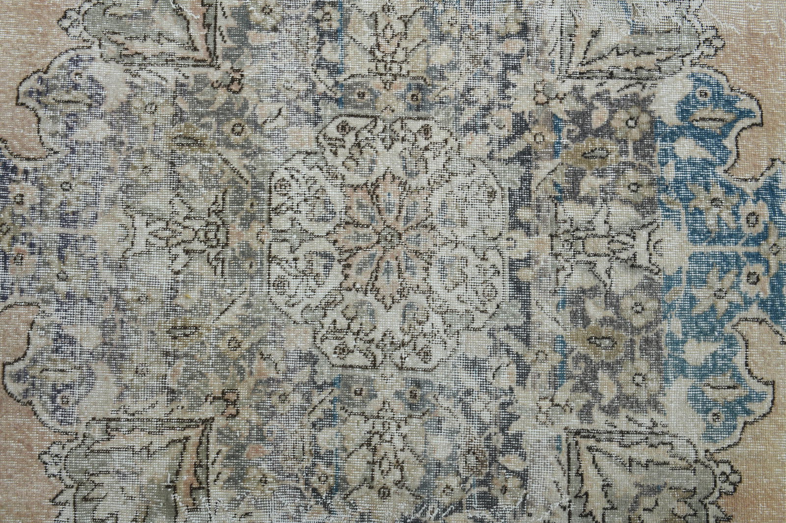 8'4x12'1 ft, ORANGE OVERSIZED RUG - 8