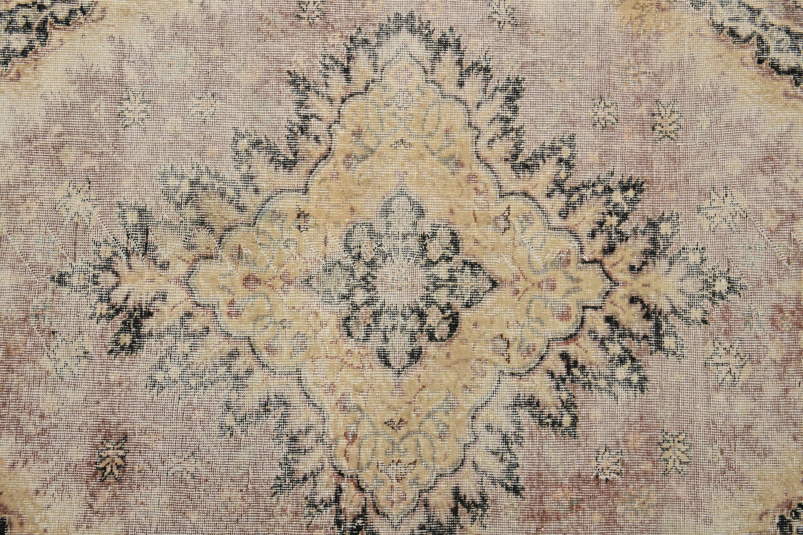 9.9x13.3 ft Oversized Rug - 6