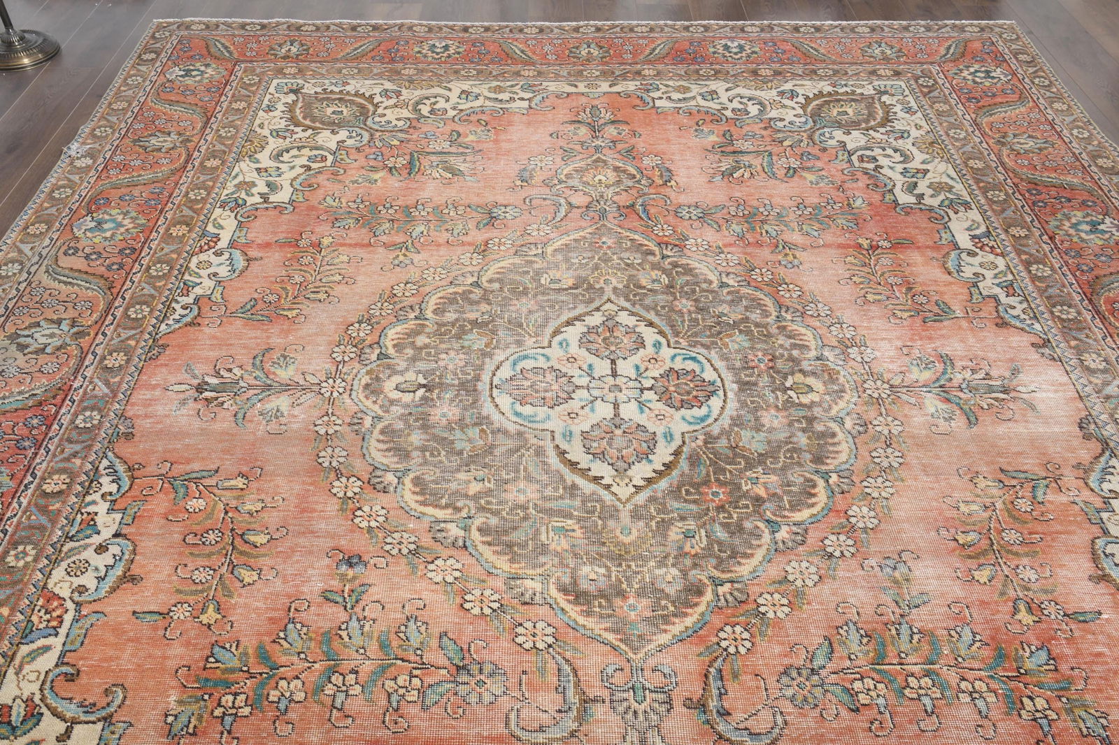 9'9x12'5 ft, PERSIAN OVERSIZED RUG - 3