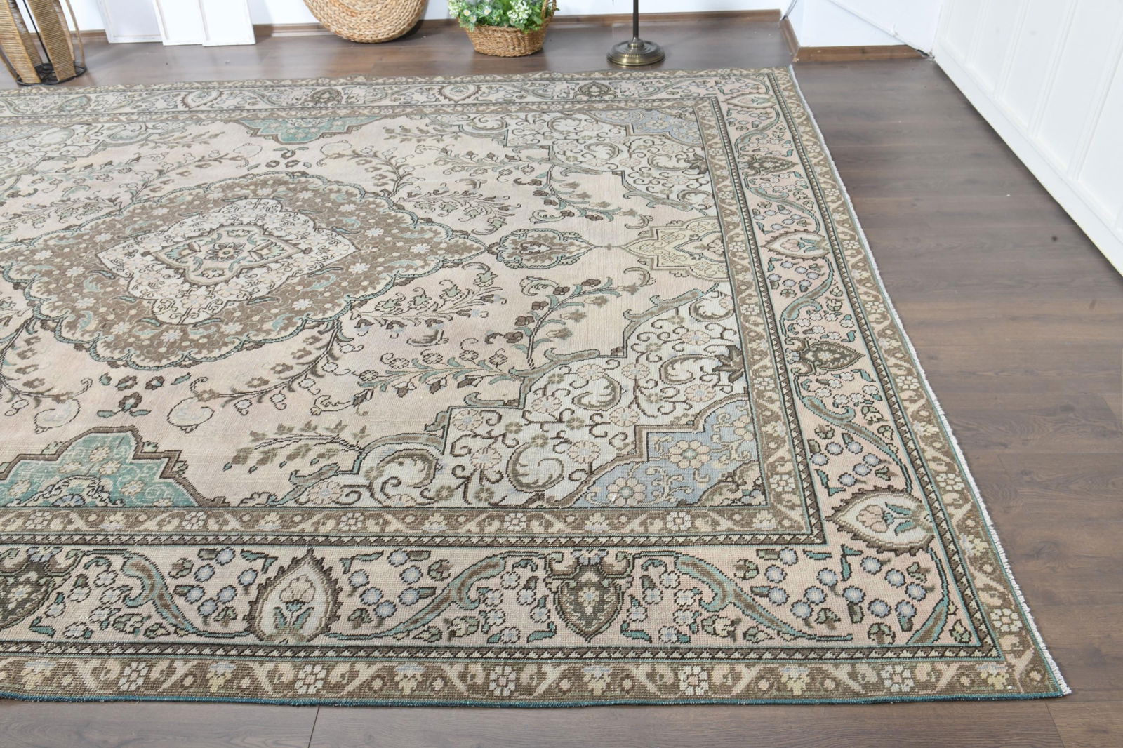 9'4x12'5 ft, BROWN OVERSIZED RUG - 7