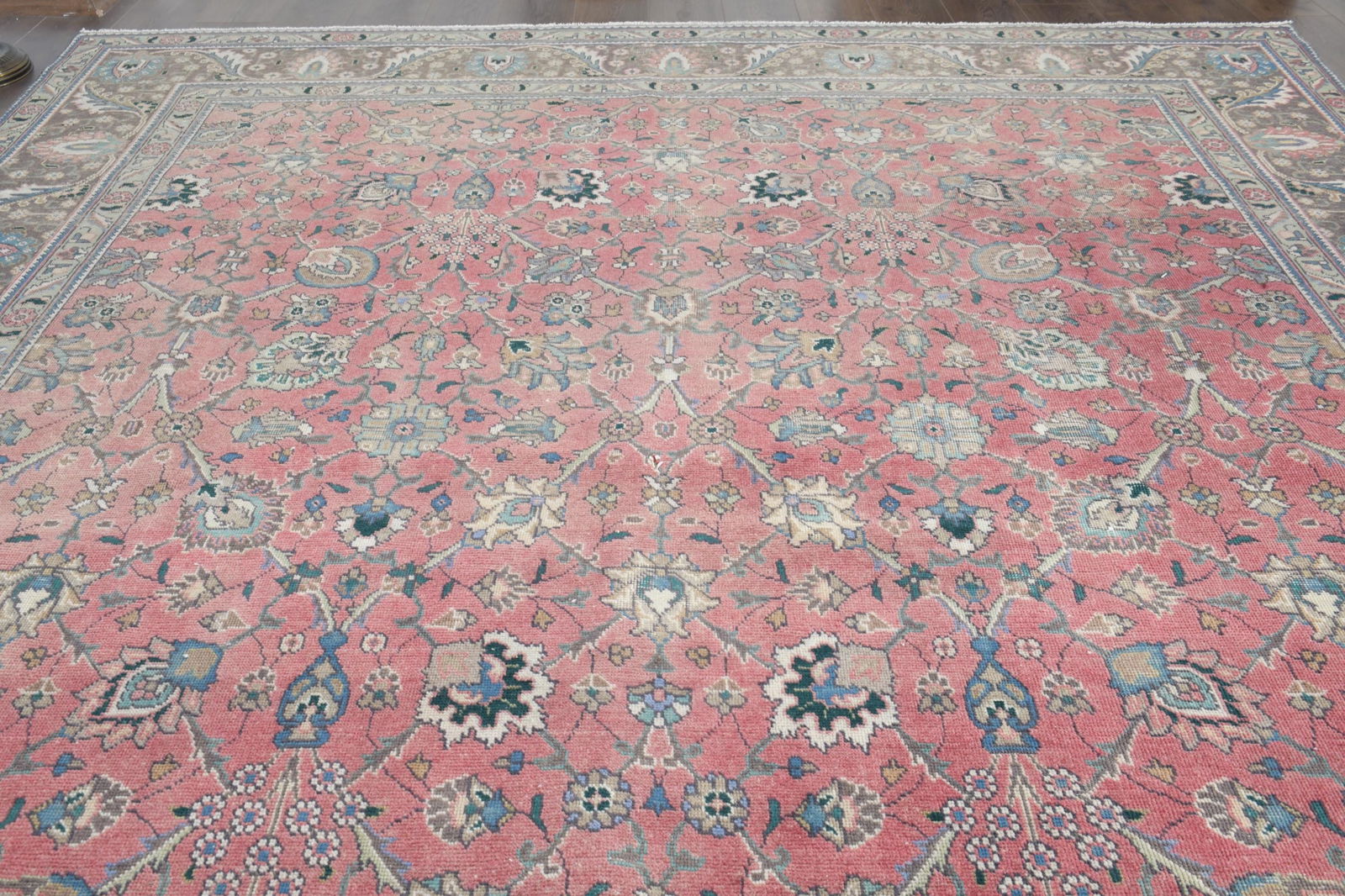 9'3x12'4 ft, PINK OVERSIZED RUG, Vintage Wool - 9