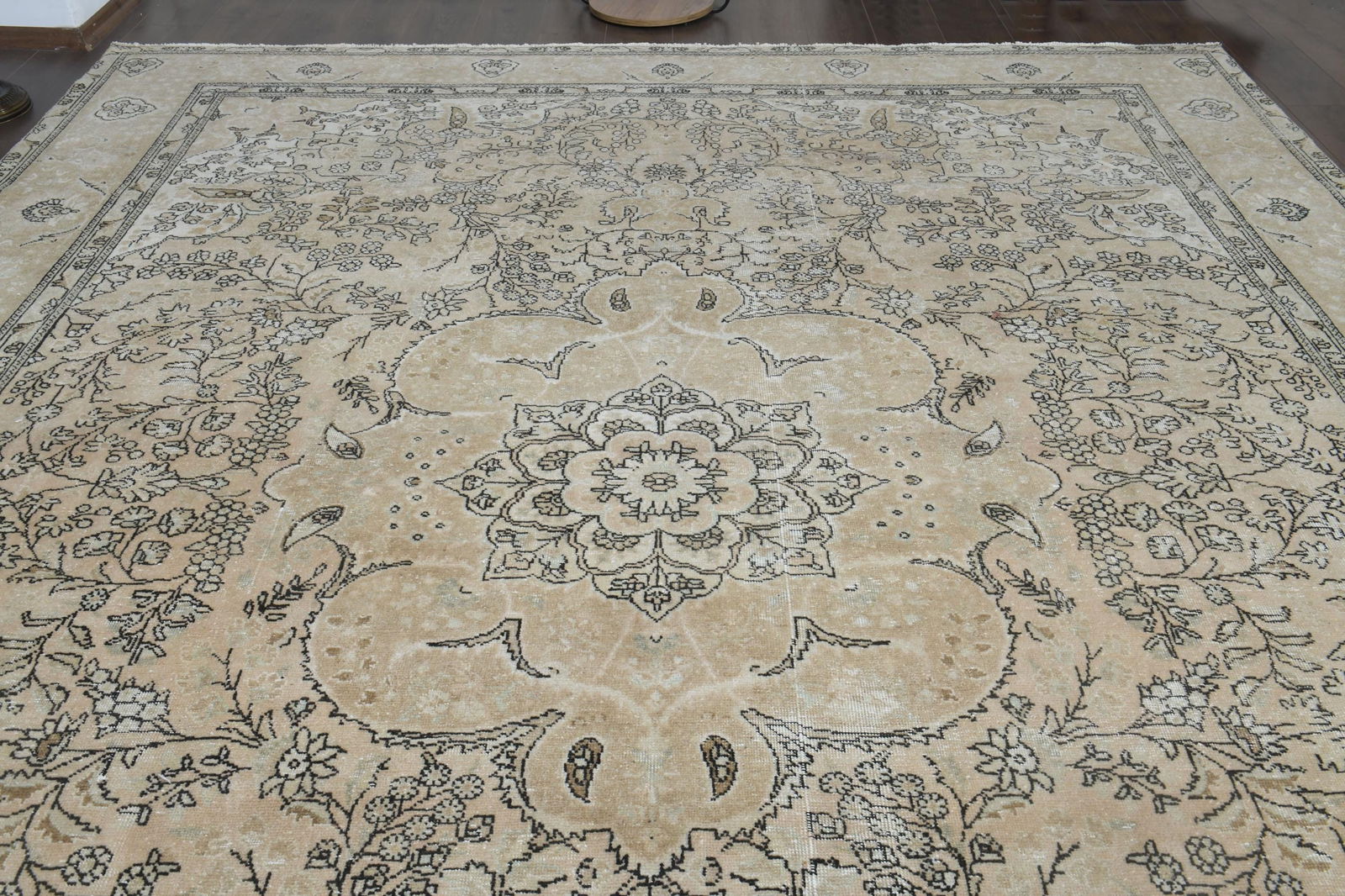 9'9x12'9 ft, OVERSIZED ORANGE BROWN, Minimalist - 3