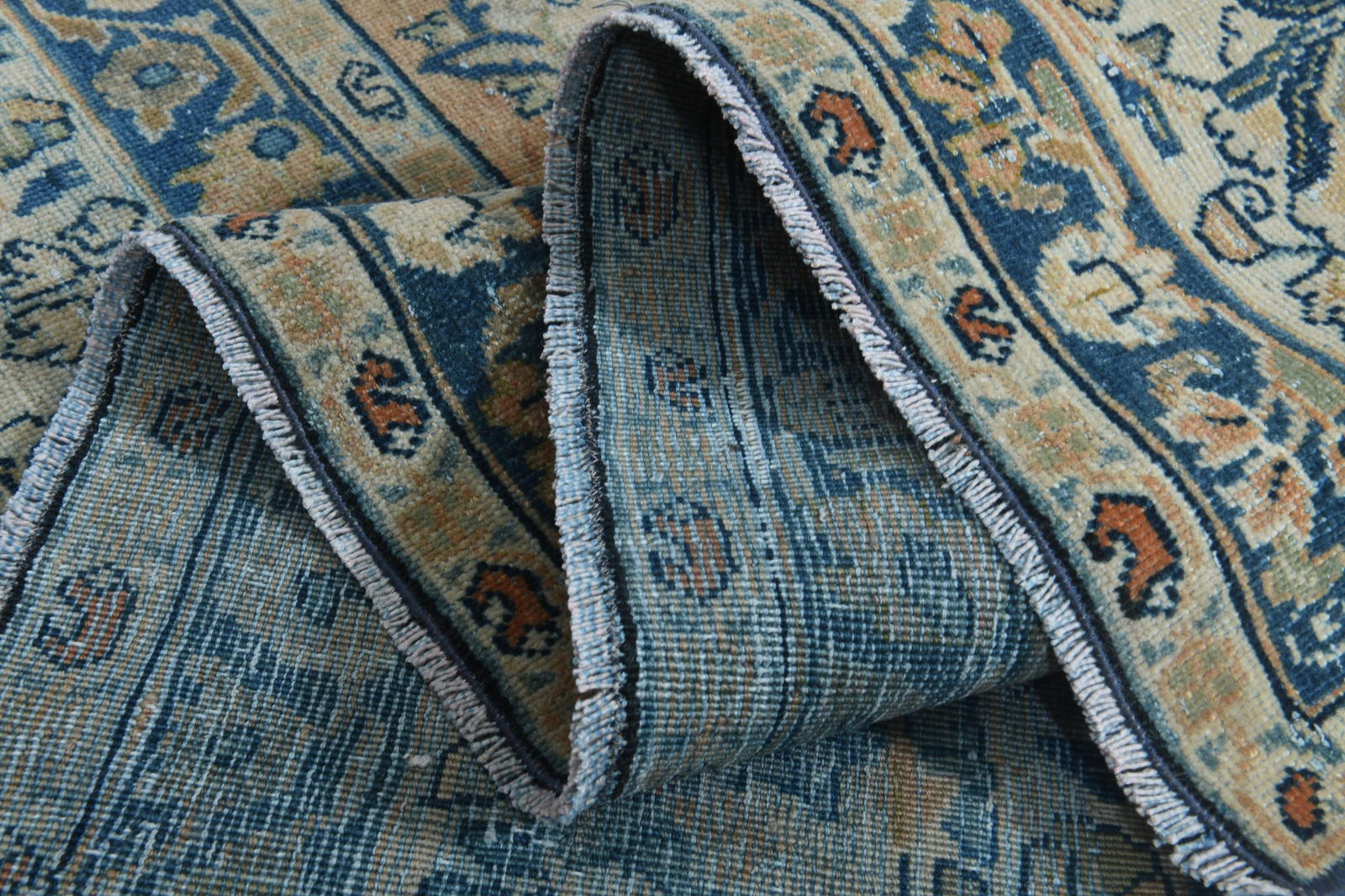 8'7x12'2 ft, ORANGE MINIMALIST RUG: Title: 8'7x12'2 ft, ORANGE MINIMALIST RUG Description: This Turkish one-of-a-kind Anatolian Vintage Rug is hand-knotted and handwoven by the most skilled artisans who use pure wool, in muted, natural