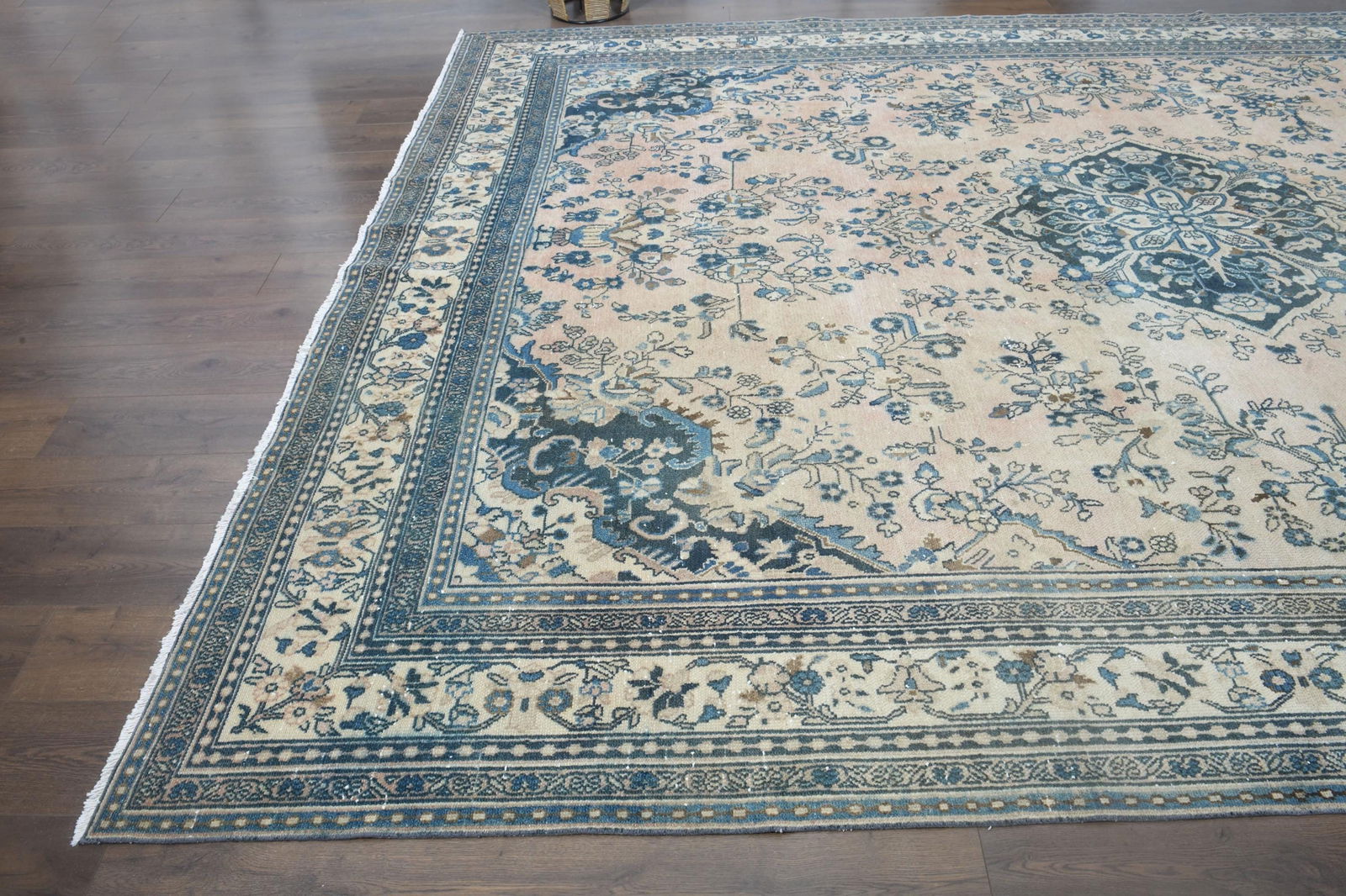 10'1x13'6 ft, SPECIAL PERSIAN RUG - 9