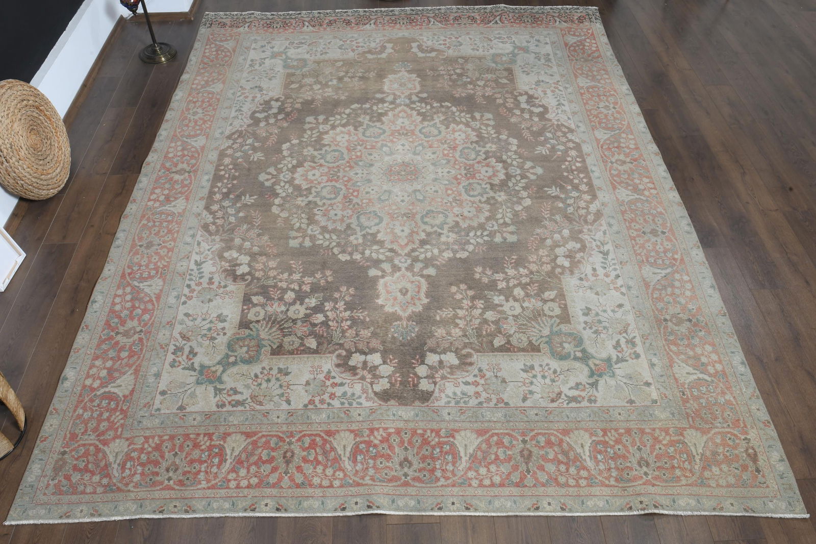 9.6x12.5 ft, BROWN OVERSIZED RUG - 2