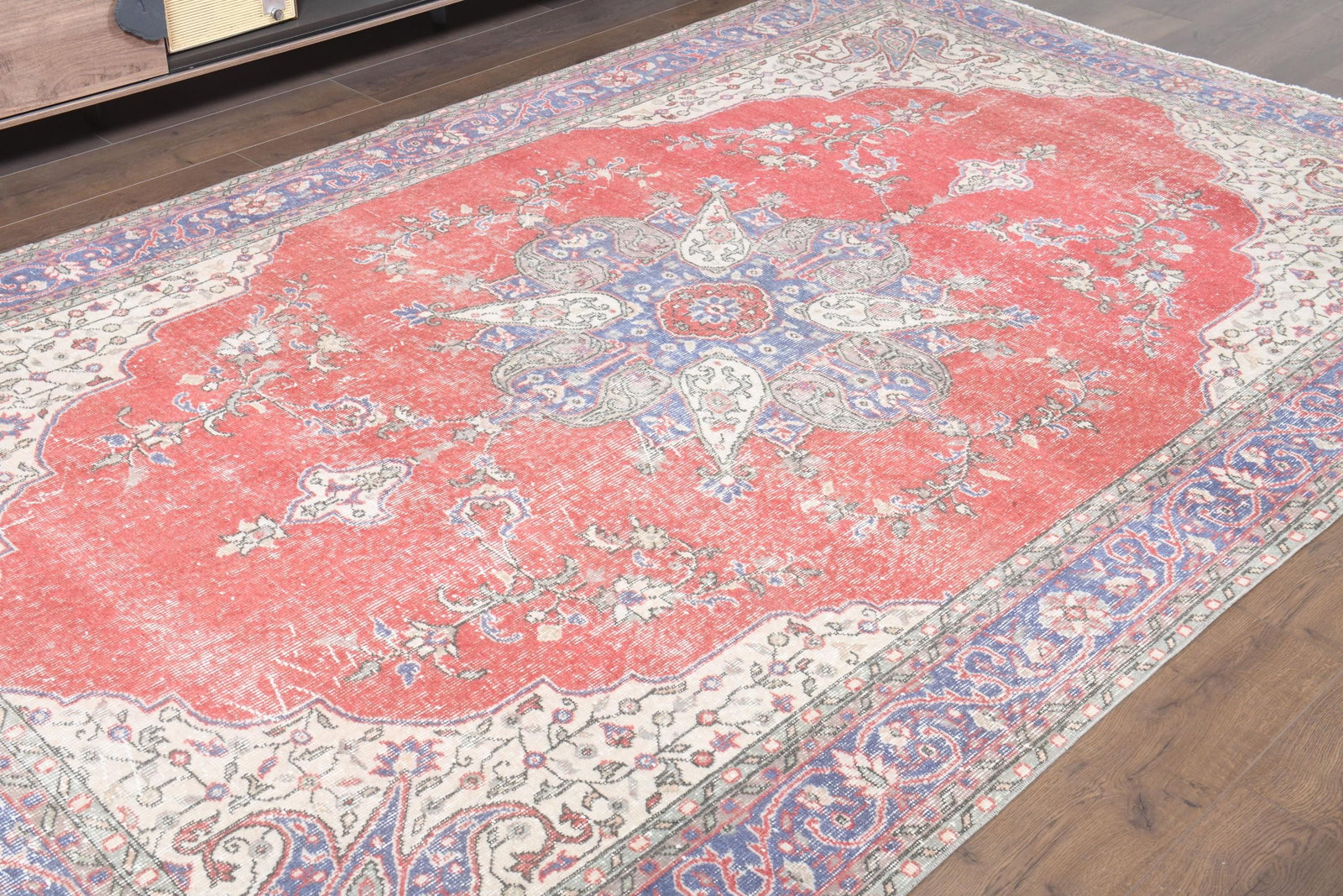 6'7x10'7 ft, PINK VINTAGE RUG - 5