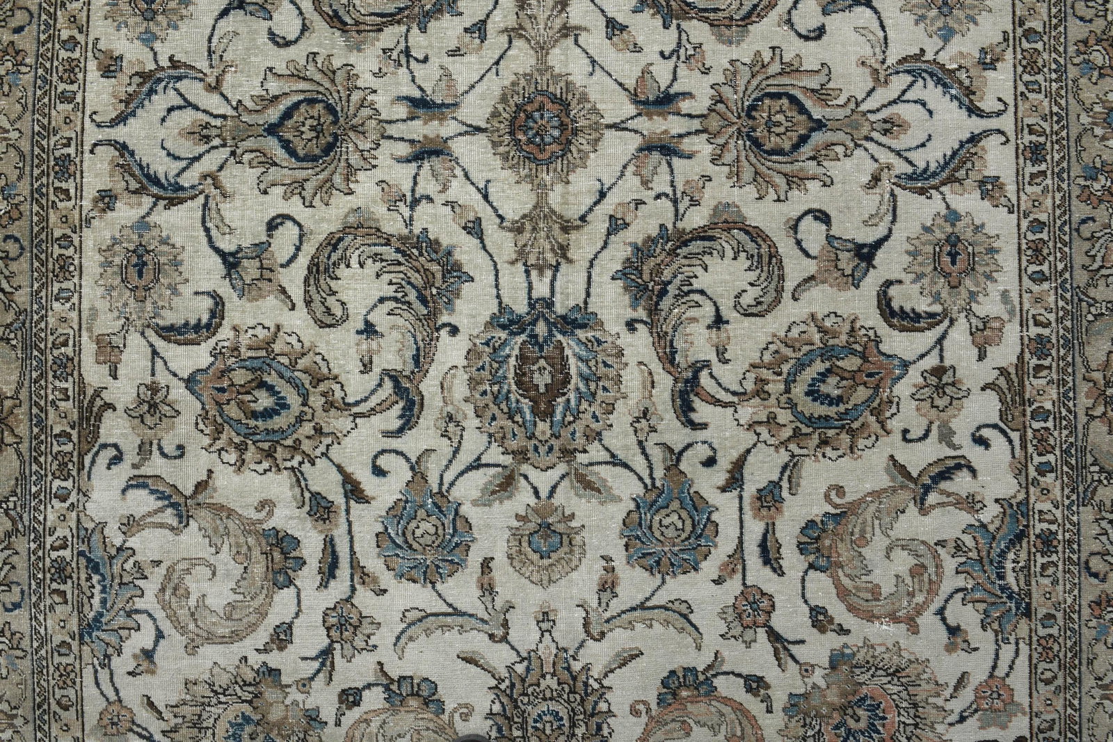 7'4x10'5 ft, LIVING ROOM DÉCOR - 4