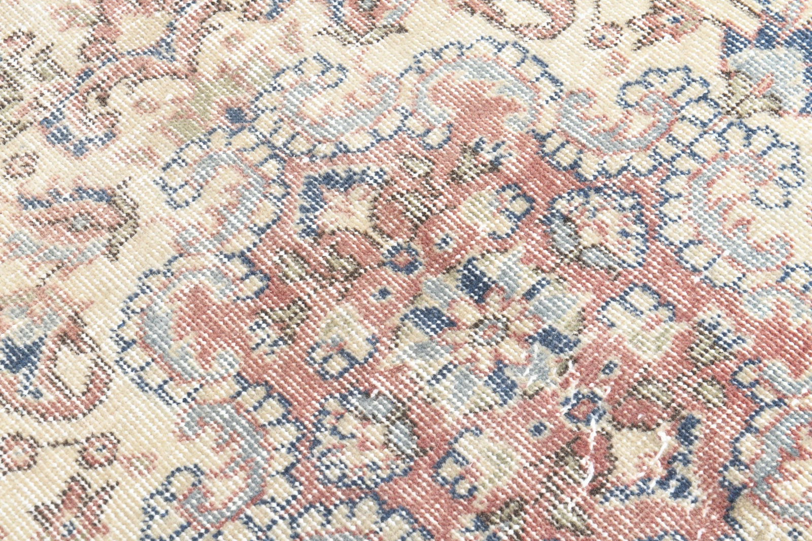 Antique Modern Decor 6’9” x 10’2” - 9