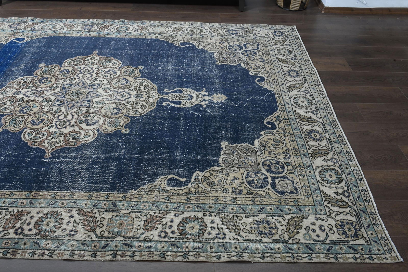 7'2x10'3 ft, BLUE AREA RUG - 4