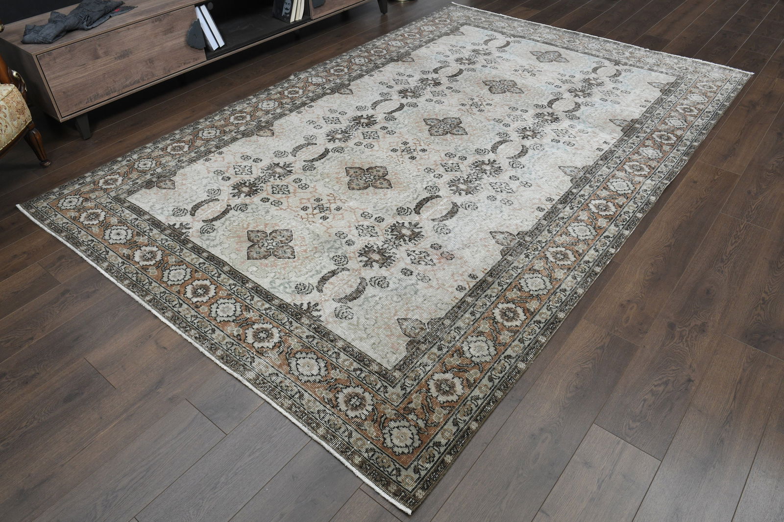 6'7x10'5 ft, OVERSIZE AREA RUG - 2