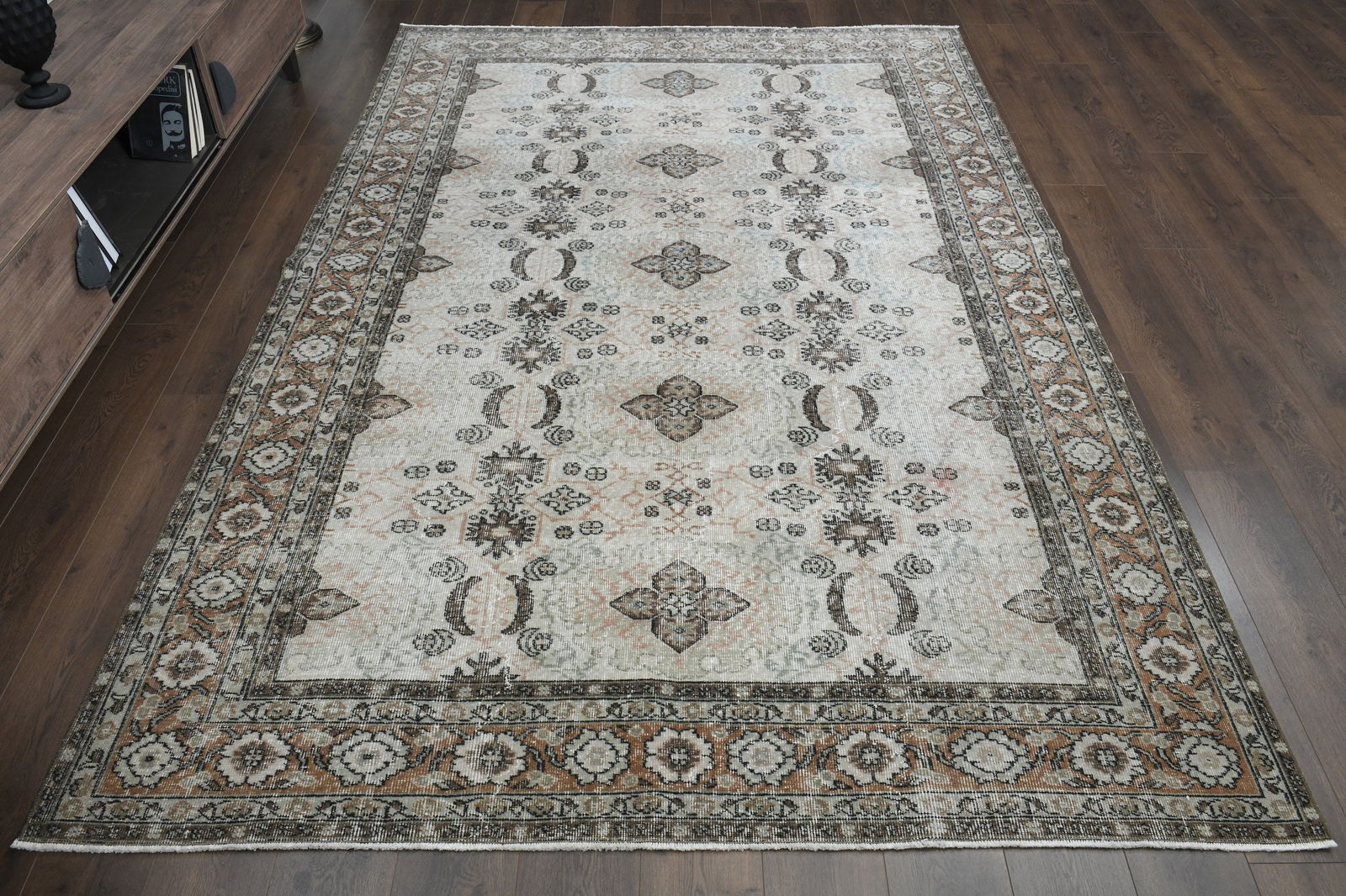 6'7x10'5 ft, OVERSIZE AREA RUG - 7