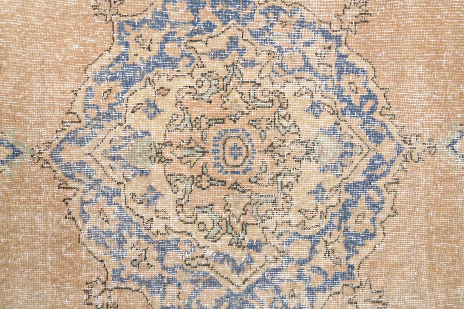 8x10 OVERSIZE AREA RUG - 6