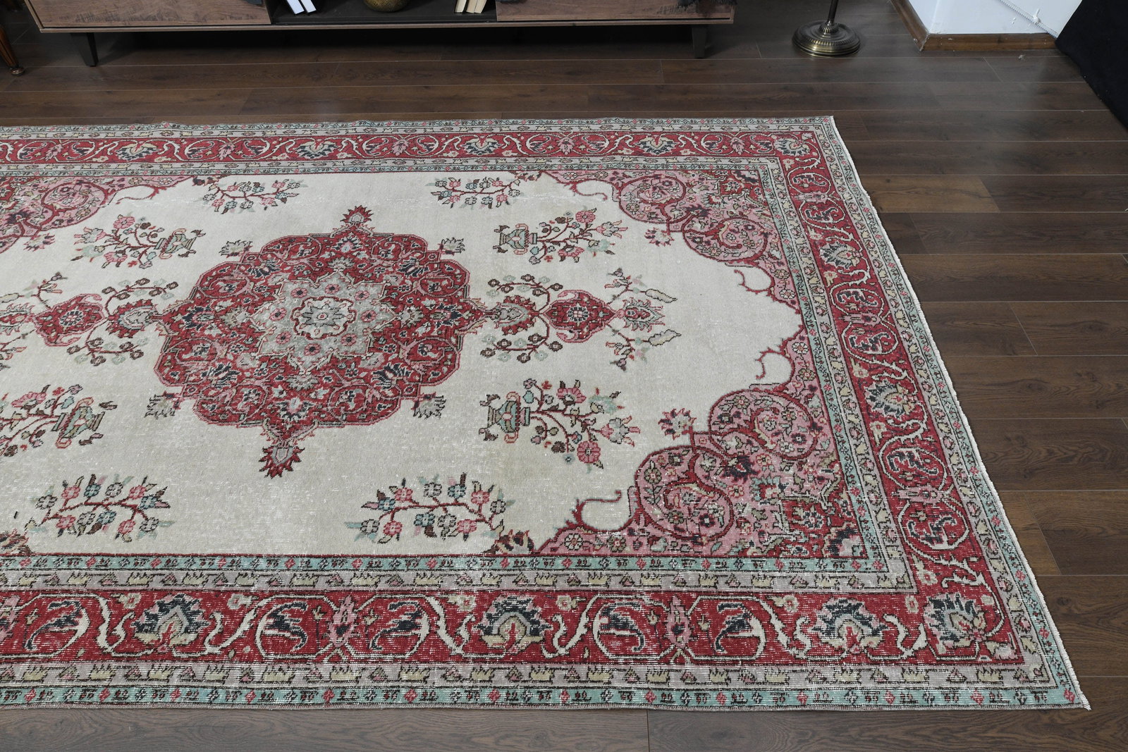 6.2x9.8 ft, FLORAL AREA RUG - 7