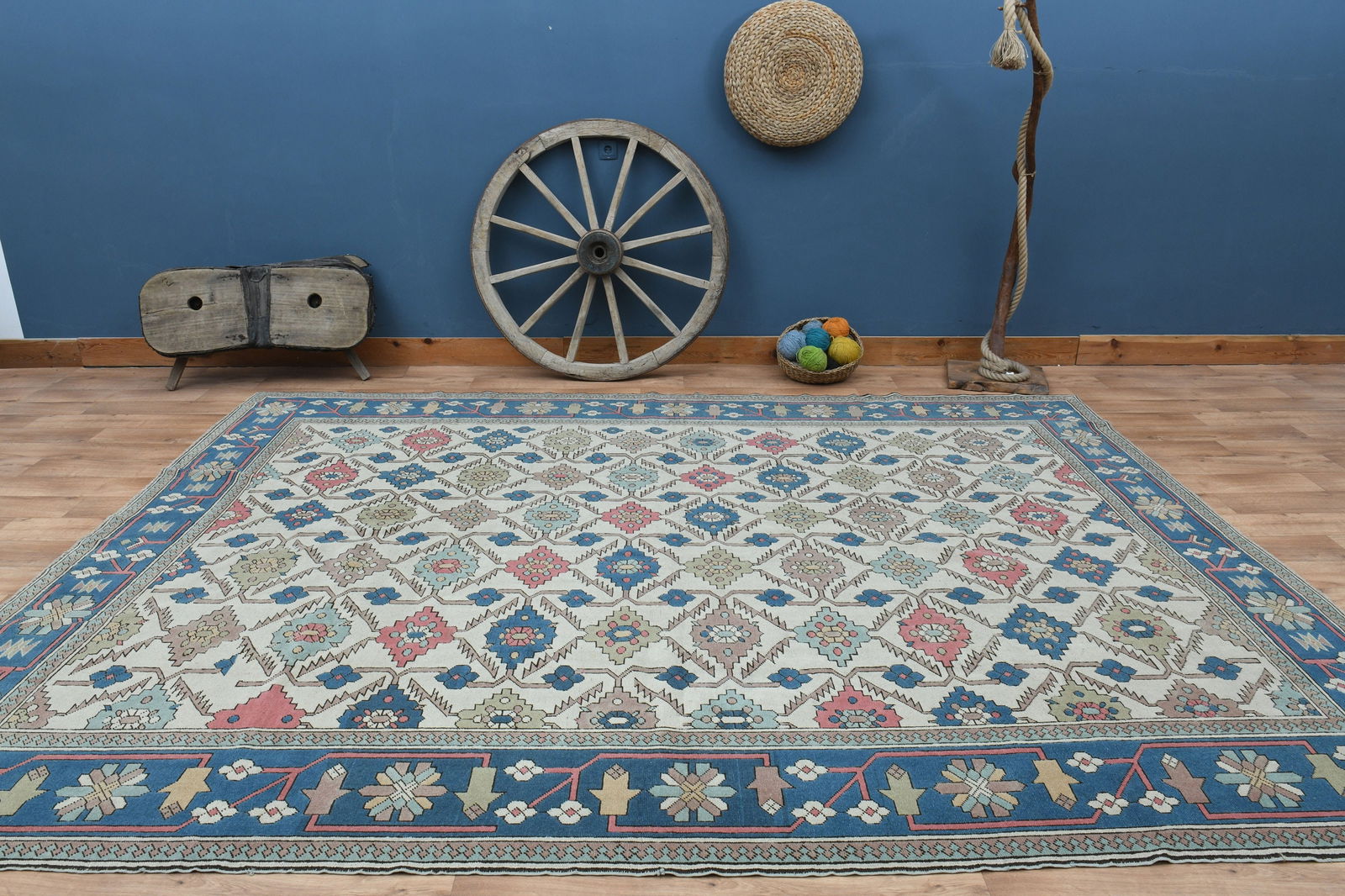 9'2x12'5 ft, OUSHAK AREA RUG - 8