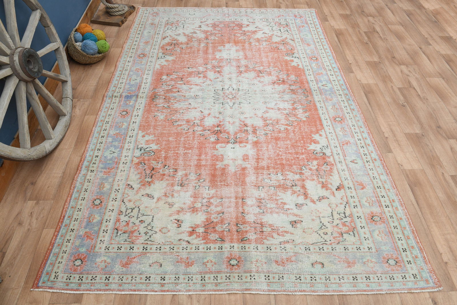 7'1x10'7 ft, TURKISH AREA RUG - 2