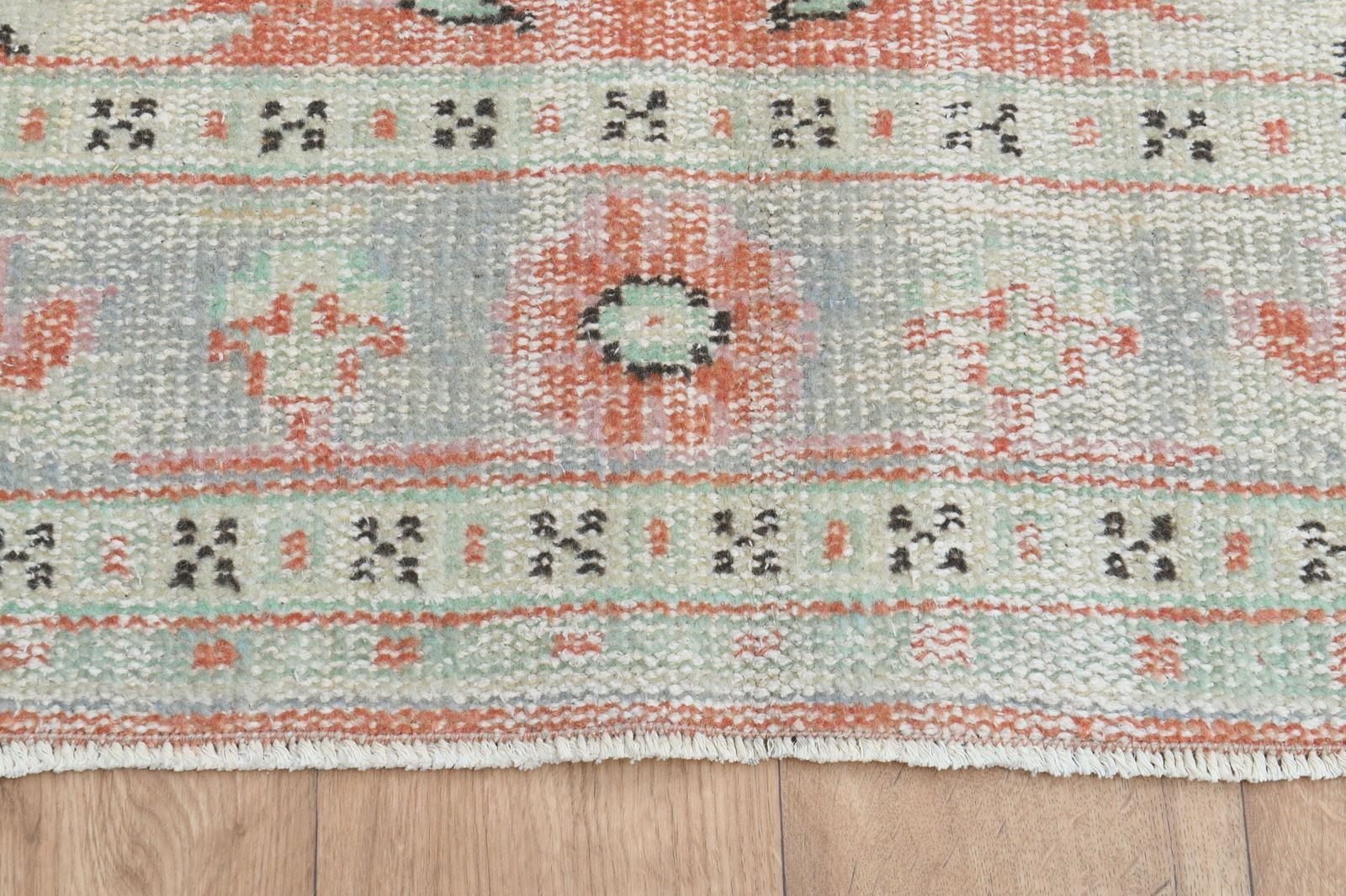 7'1x10'7 ft, TURKISH AREA RUG - 9