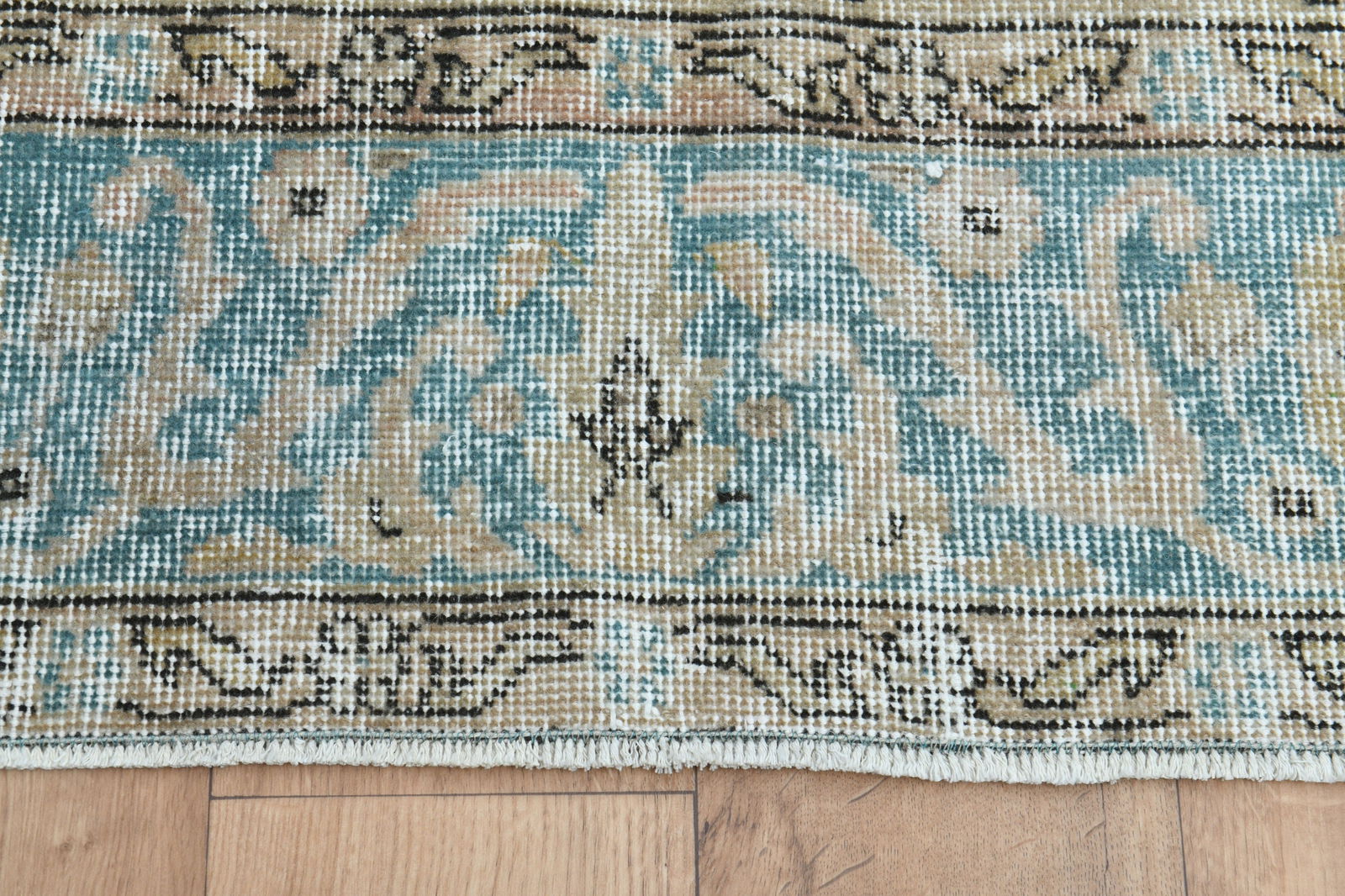 6'8x11'1 ft, OUSHAK AREA RUG - 8