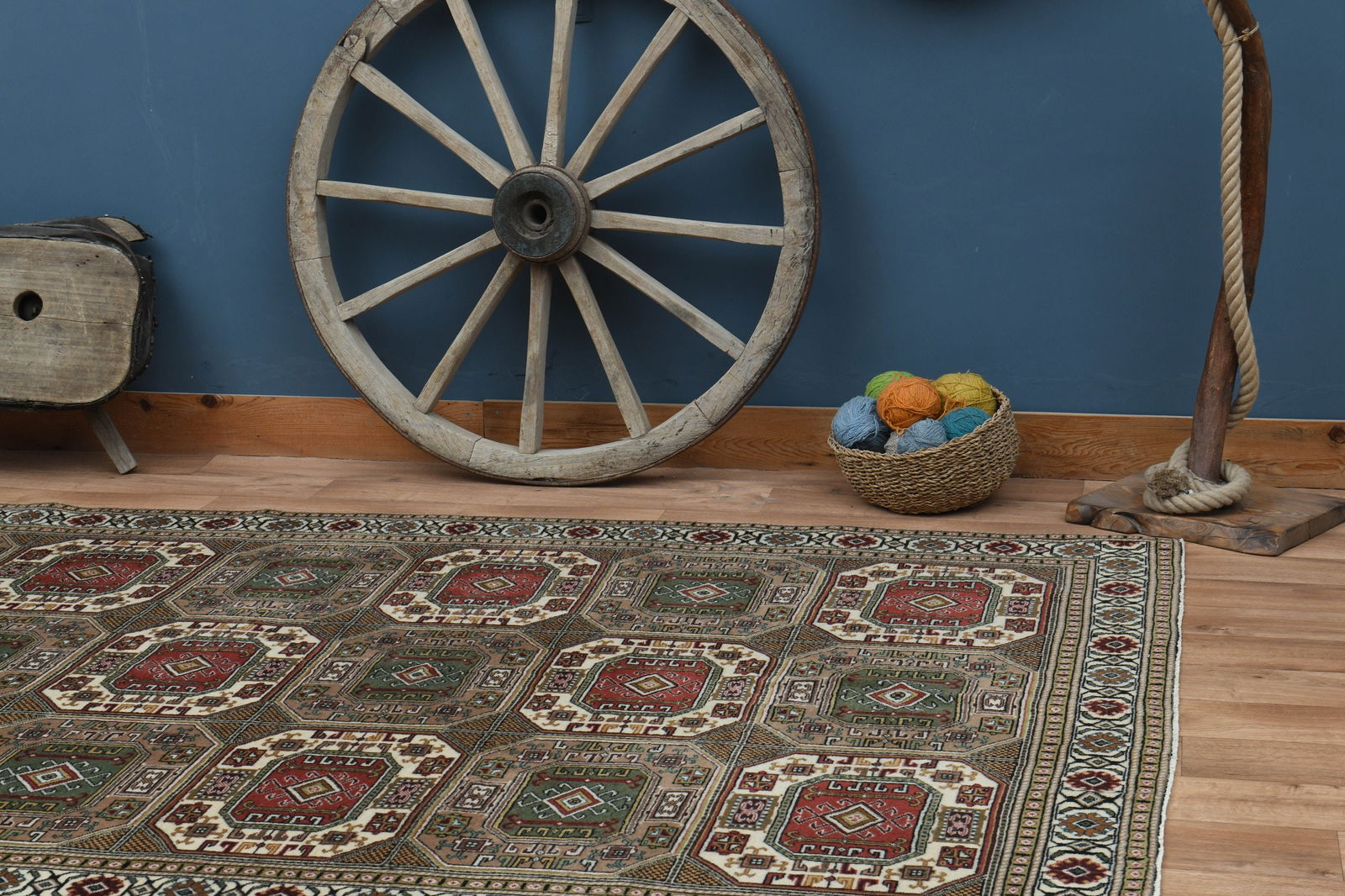 6'4x9'5 ft, RED BROWN GREEN Rug - 3