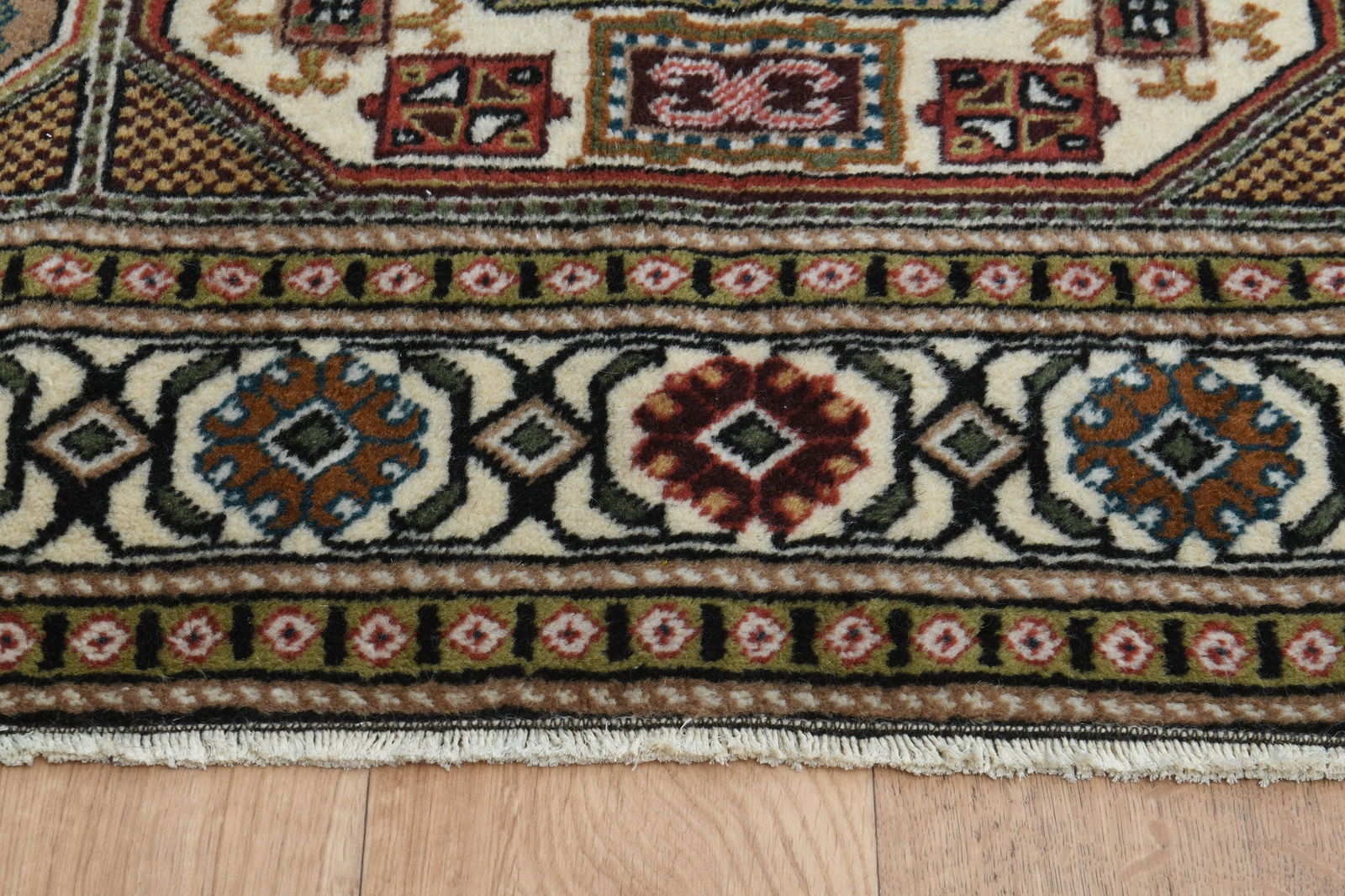6'4x9'5 ft, RED BROWN GREEN Rug - 7