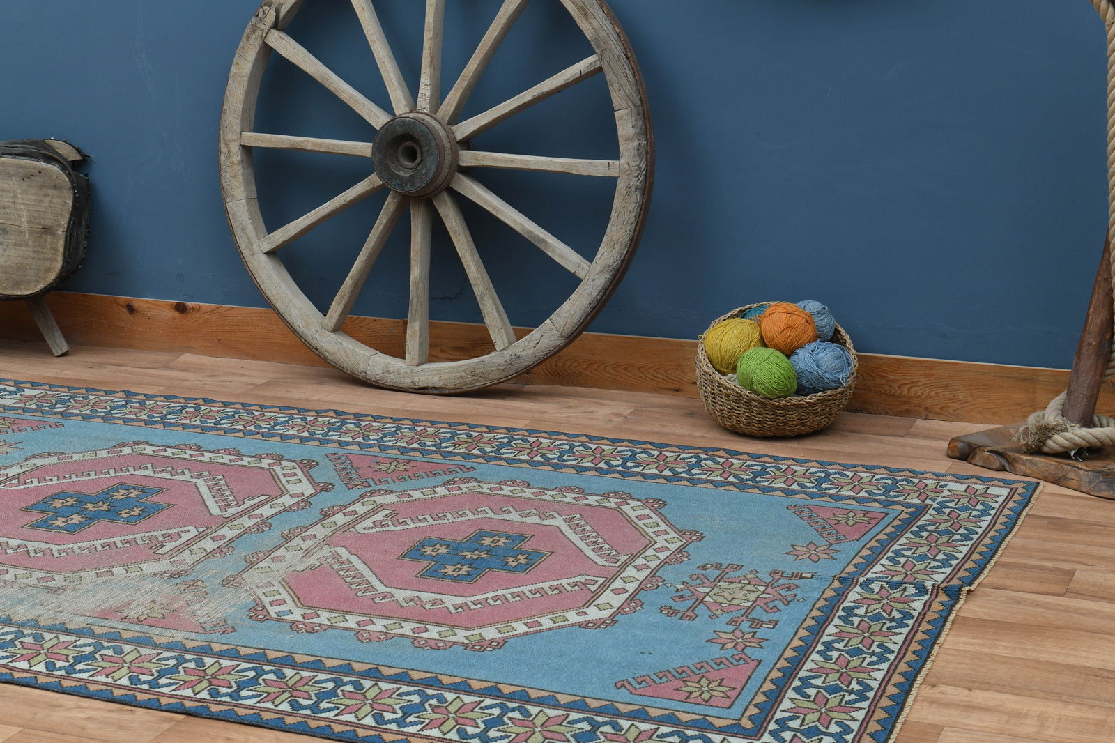 5'9x8'7 ft, OUSHAK VINTAGE RUG - 4