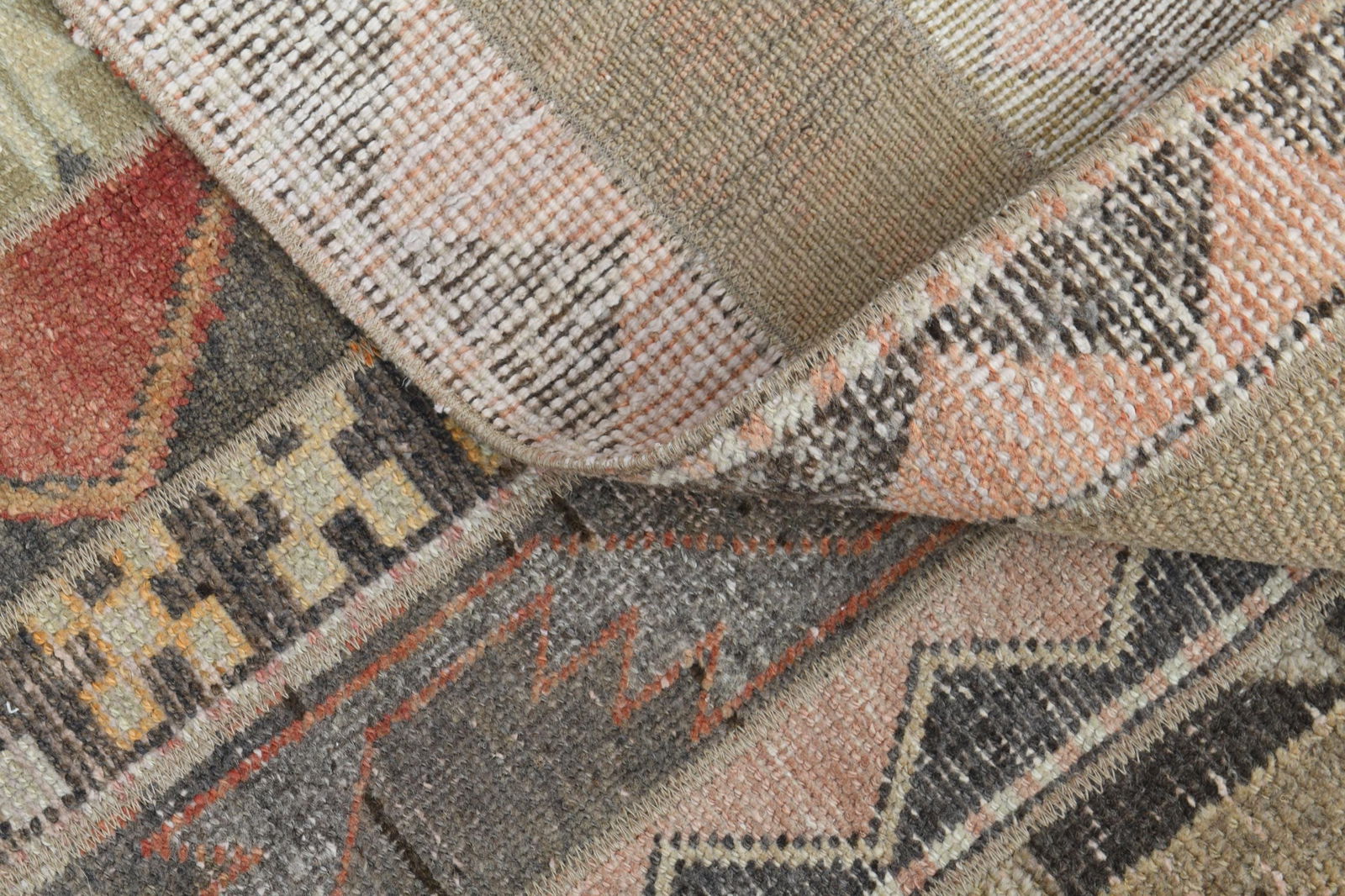 7'7x10'4 ft, PINK MINIMALIST RUG - 10