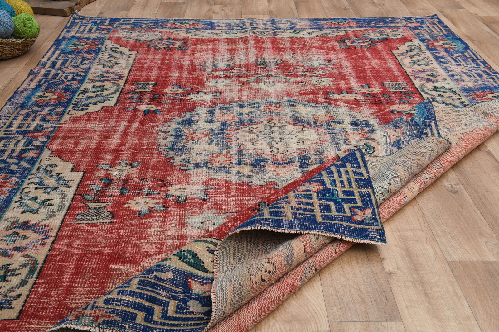 6'1x9'2 ft, RED TURKISH RUG - 7