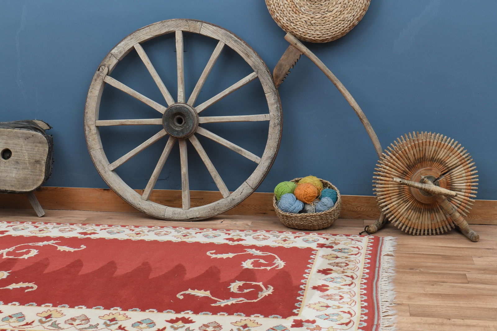 5'8x8 ft, RED BEIGE RUG - 3