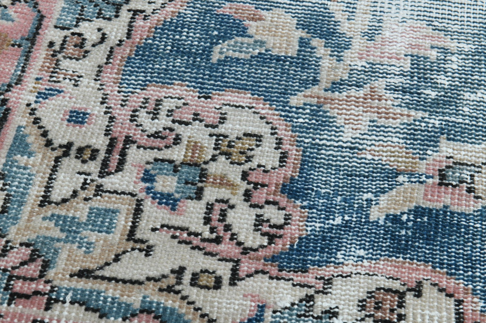 3'6x6'4 ft, FADED BLUE RUG - 3