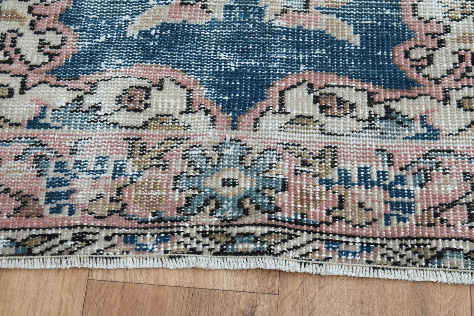 3'6x6'4 ft, FADED BLUE RUG - 4