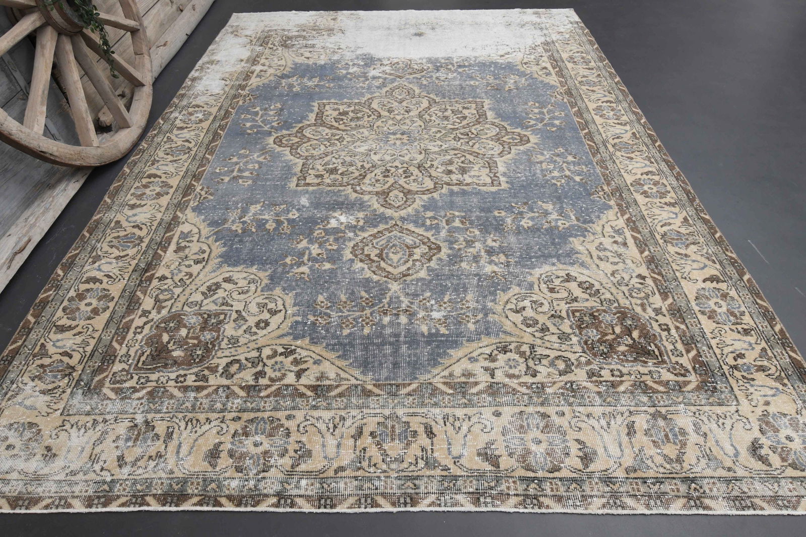 7.4x10.8 VINTAGE TURKISH Rug (1 of 9)