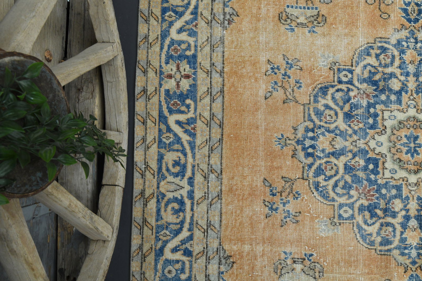 6.5x9.5 Orange Area Rug - 10