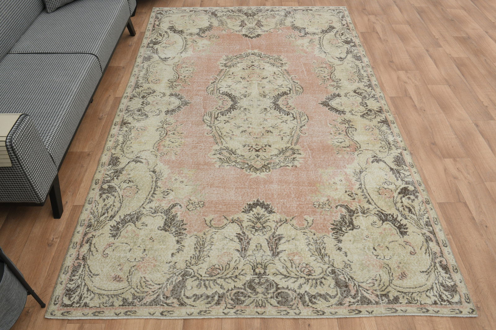 6'3x10'3 ft, TURKISH VINTAGE RUG (1 of 10)