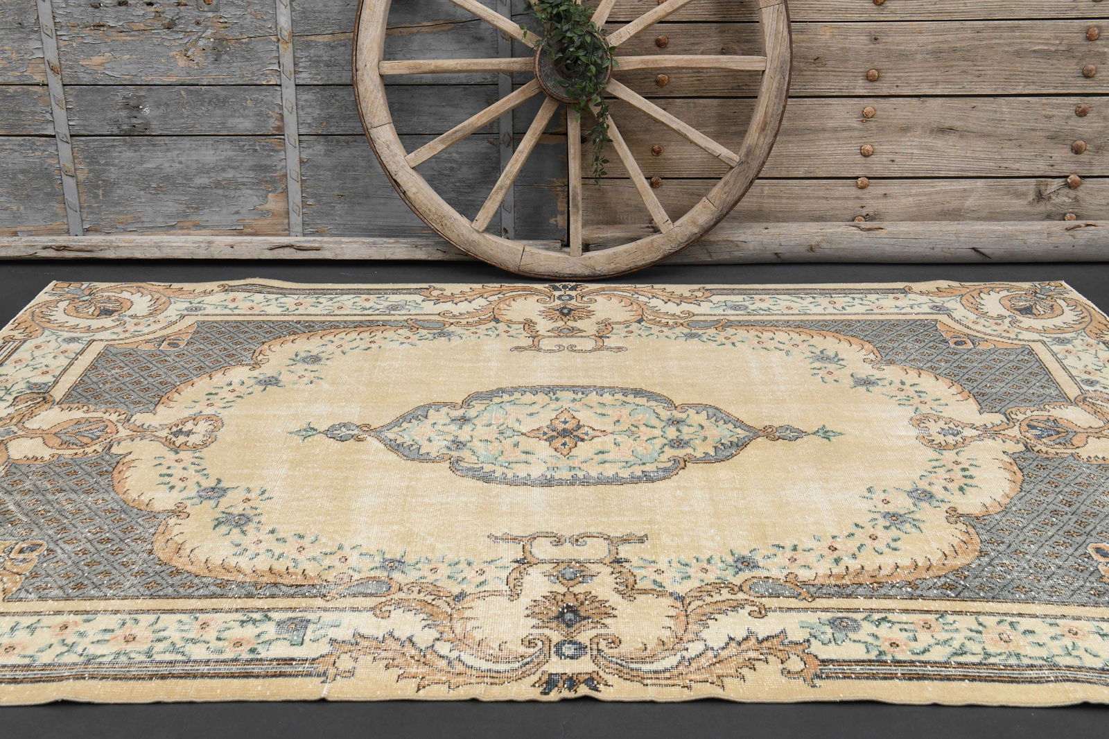 5.9x9.2 TURKISH Area Rug - 3