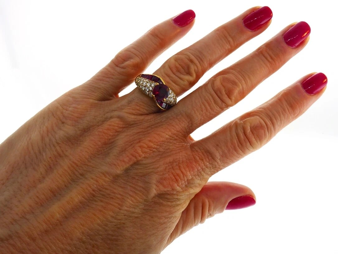 Vintage GRAFF Ruby Diamond 18k Yellow Gold RING 2.06 cts AGL Report Size 6.25 - 8