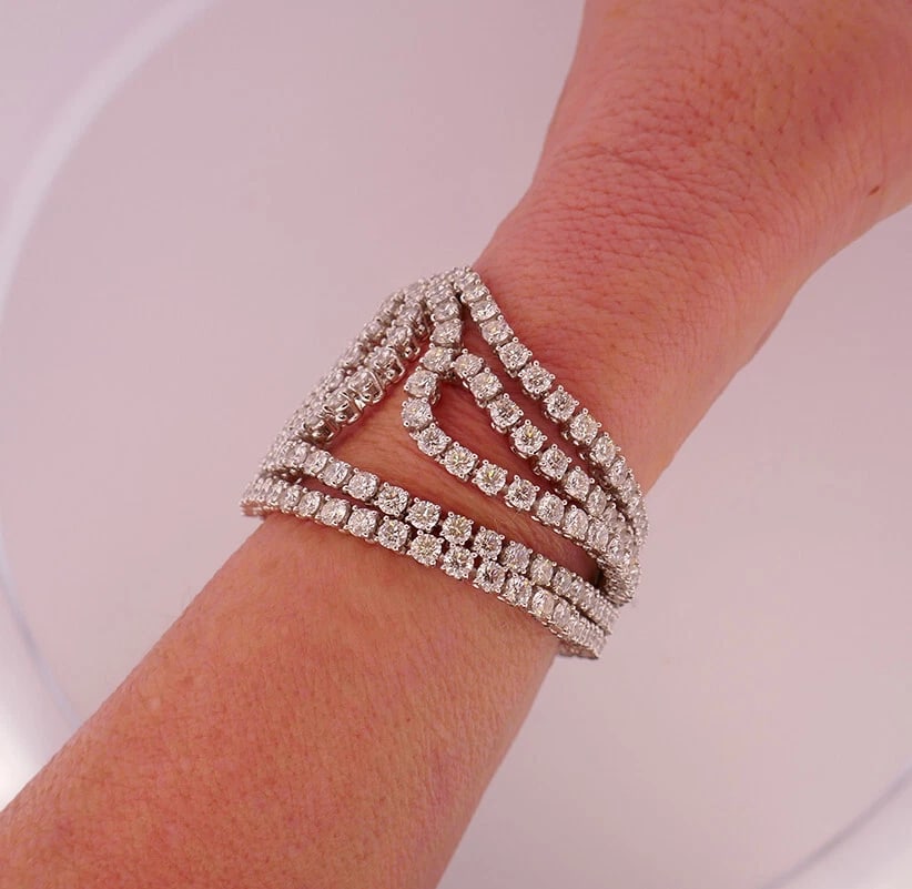 Boucheron BRACELET 18k White Gold Diamond Estate Jewelry - 5