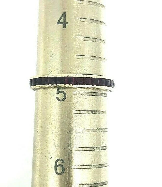 VINTAGE White Gold Ruby Band Ring CUTE - 6