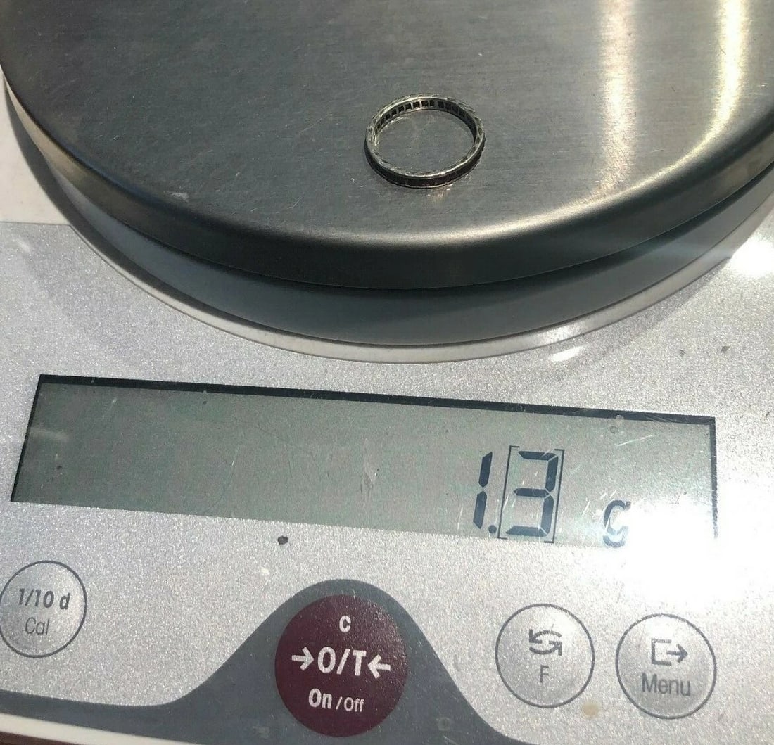 VINTAGE White Gold Ruby Band Ring CUTE - 8