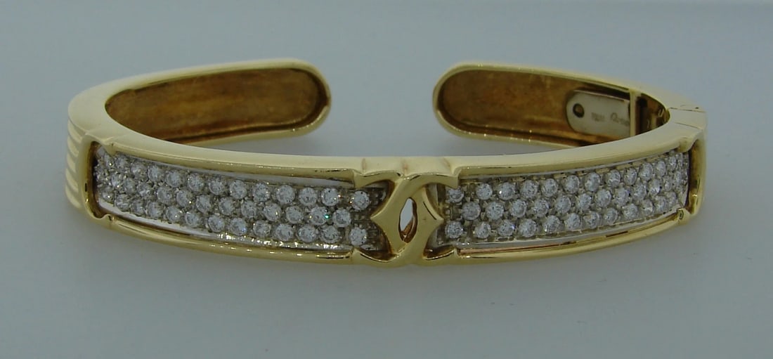 c.1980s CARTIER 2.34 cts DIAMOND YELLOW GOLD BANGLE BRACELET C de Cartier Signed - 4