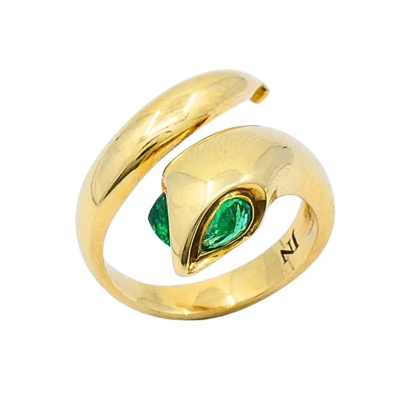14k Gold Snake Pear-Cut Emerald Eyes Wrap Ring: Title: 14k Gold Snake Pear-Cut Emerald Eyes Wrap Ring Description: Nadine Krakov Collection Fine Jewelry, Arts & Antiques 9454 Wilshire Blvd. Ste M20 Beverly Hills, CA 90212 ES RTO Product