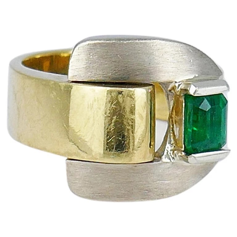 Gubelin Retro Gold RING Buckle Design 18k Emerald Estate Jewelry - 3