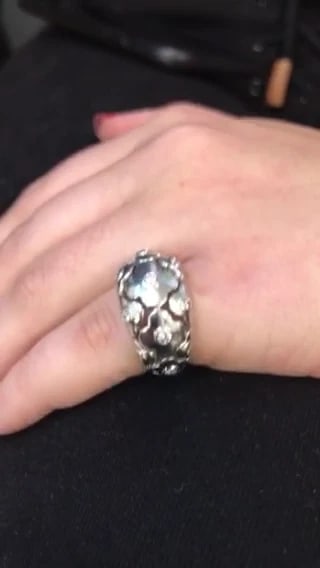 Van Cleef & Arpels Alhambra Ring White Gold Diamond - 2