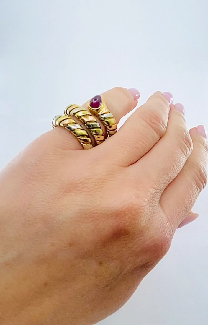 Bvlgari Bulgari Serpenti Tubogas Tricolor 18k Gold Ruby Ring - 2