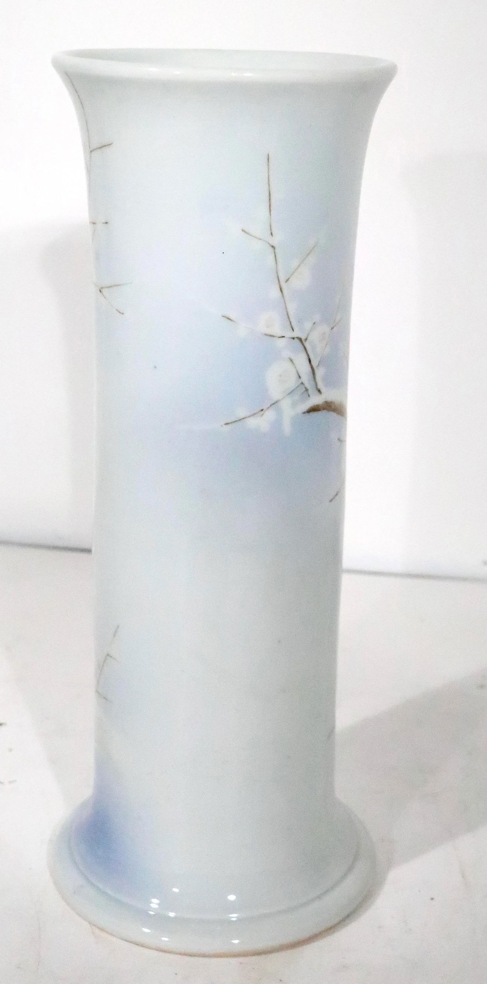 Early 20th C. Blue and White Japanese Ceramic Porcelain Floor Vase Umbrella Cane Stand - 5