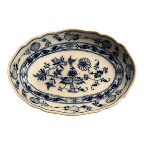 Antique Early 20th Century Meissen Teichert Blue Onion Bowl