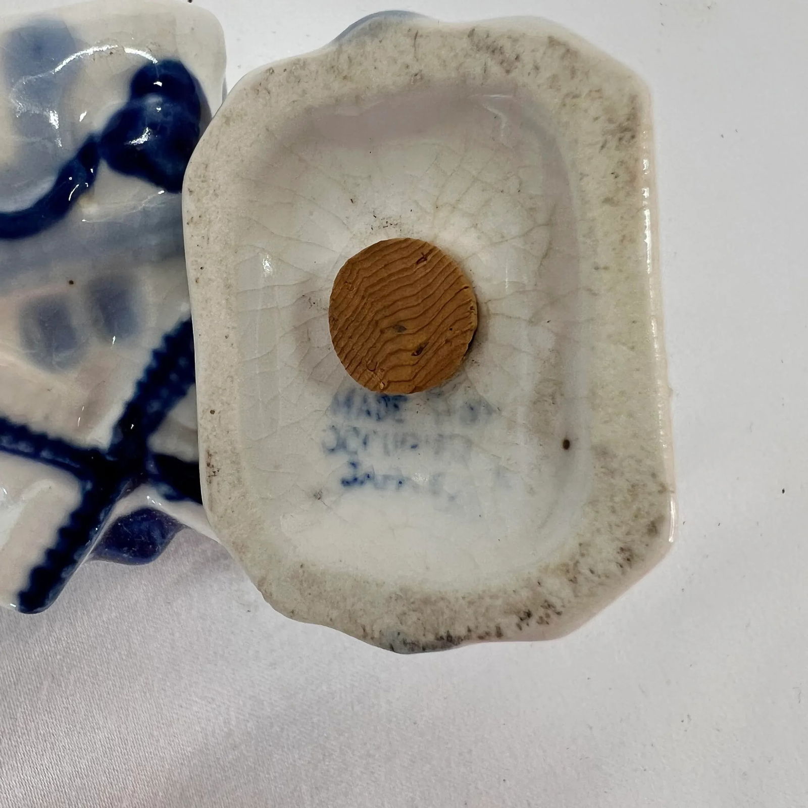 Occupied Japan Blue and White Windmill Salt and Pepper Shakers - a Pair - 4