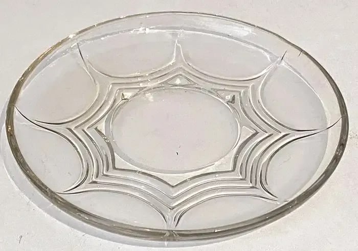 Early 20th Century Art Deco Heisey Glass 'Stanhope' Cups & Saucers, by Walter Von Hessen - Set of 4 - 5